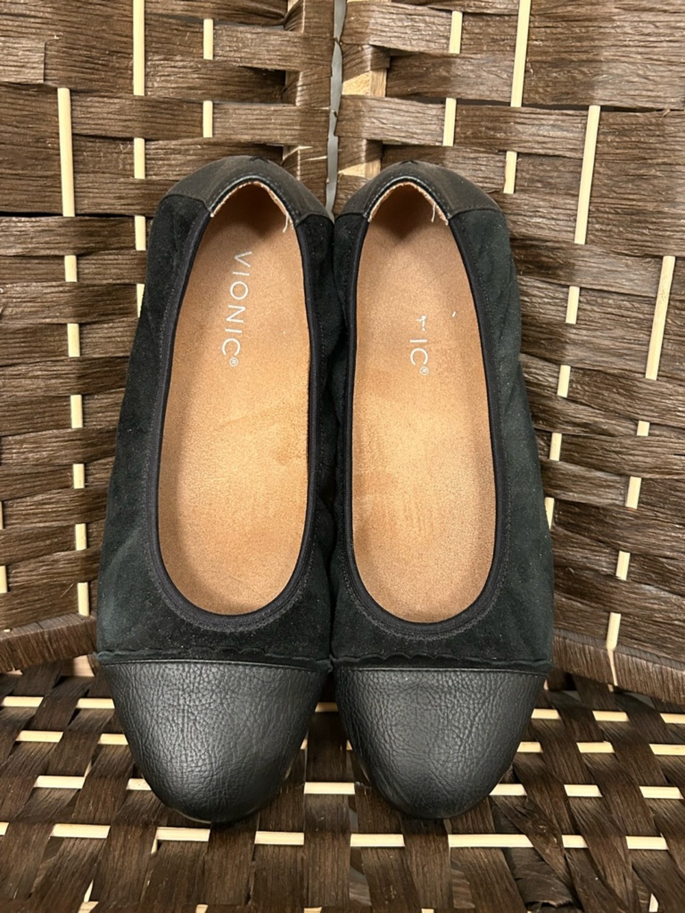 Vionic Black Suede and Leather Cap-Toe Ballet Flats